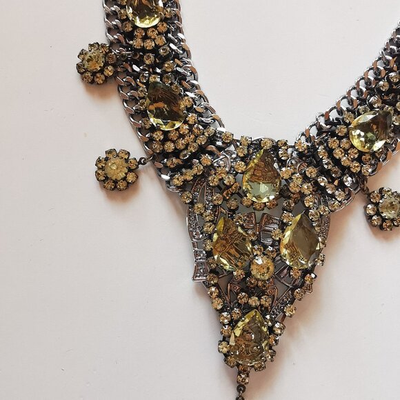 Banana Republic RARE Vintage Large Statement Necklace - Picture 3 of 13